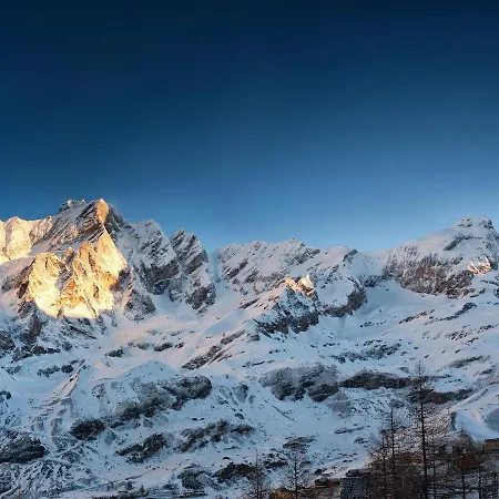 Belvilla By Oyo Residenza Cervinia 2p Appartamento *