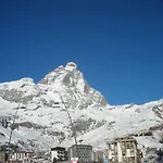In Aosta Valley Near Lift 公寓 布勒伊-切尔维尼亚