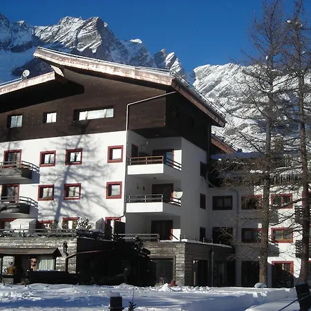 Apartament Belvilla By Oyo Residenza Cervinia 2p